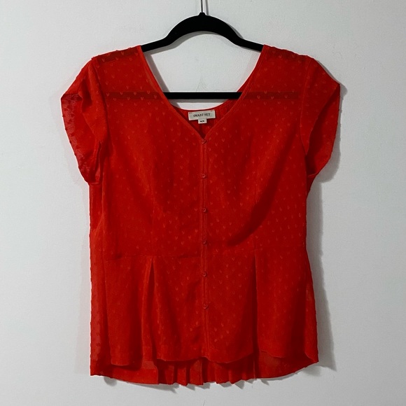 Smart Set Red Sheer Short Sleeve Blouse | Medium - Picture 2 of 9